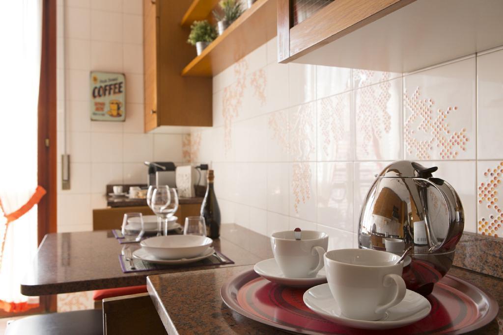 Fiera Monterosa 11 Apartment Milan Bilik gambar
