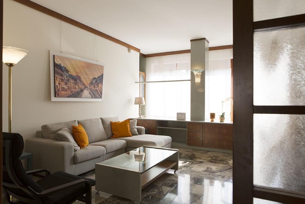 Fiera Monterosa 11 Apartment Milan Bilik gambar