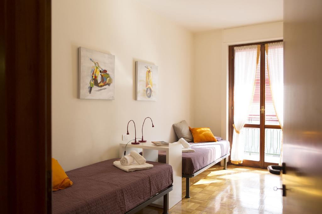 Fiera Monterosa 11 Apartment Milan Bilik gambar